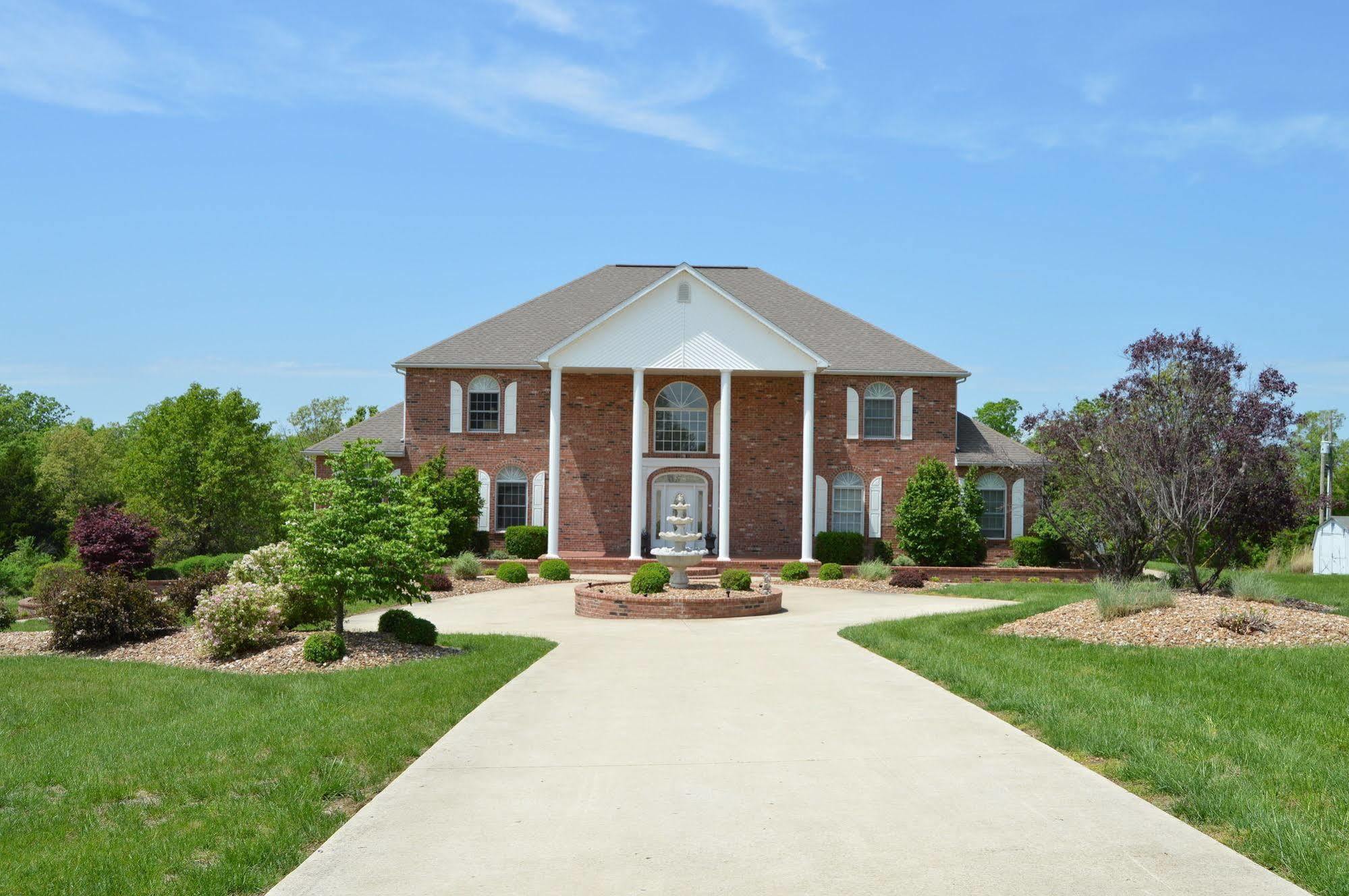 Apartmán Lafayette Grand Manor Waynesville Exteriér fotografie